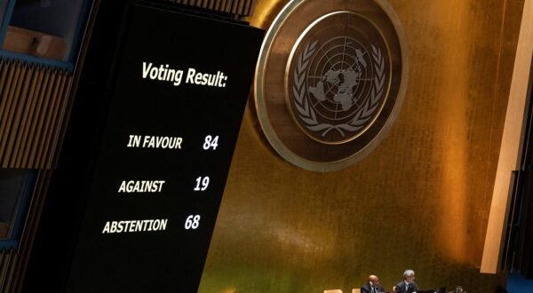 A display shows results of the United Nations General Assembly's vote on the creation of an international day to commemorate the Srebrenica genocide, at the United Nations Headquarters in New York City, U.S. May 23, 2024.  REUTERS/Eduardo Munoz Photo: EDUARDO MUNOZ/REUTERS