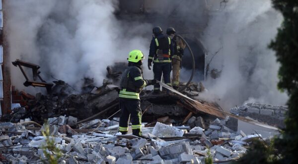KHARKIV, UKRAINE - MAY 10, 2024 - Rescuers are seen at work at a house after a Russian missile attack, Kharkiv, northeastern Ukraine. On the night of 10 May, Russian invaders attacked Kharkiv with an S-300 missile. A child aged 11 and a 72-year-old woman were injured as a result of the attack on the private sector. Three houses were on fire, two of them were destroyed and one was damaged. In total, 26 buildings were destroyed, and more than 300 windows were smashed. //UKRINFORMAGENCY_UKRINFORM1596/Credit:Vyacheslav Madiyevskyy/SIPA/2405101527,Image: 871719508, License: Rights-managed, Restrictions: , Model Release: no, Credit line: Vyacheslav Madiyevskyy / Sipa Press / Profimedia