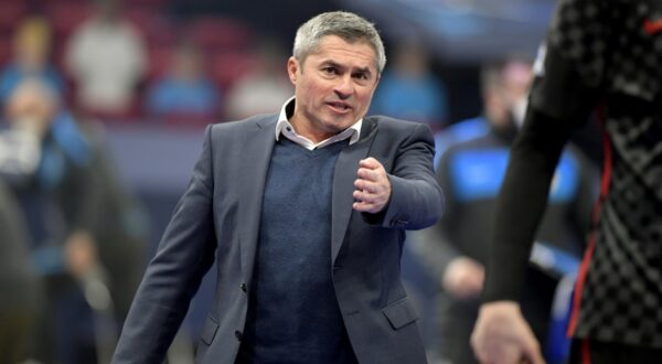 GRONINGEN - Croatia futsal coach Marinko Mavrovic during the UEFA Futsal EURO 2022 match between Slovakia and Croatia at the Ziggo Dome on January 29, 2022 in Groningen, Netherlands. /ANP/Sipa USA,Image: 657431728, License: Rights-managed, Restrictions: *** North and South America Rights ***, Model Release: no, Credit line: ANP / ddp USA / Profimedia