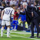 May 4, 2024, Bilbao, Espagne: Carlo Ancelotti head coach of Real Madrid CF give indications to Luka Modric of Real Madrid CF  during the LaLiga EA Sports match between Real Madrid and Cadiz at Santiago Bernabeu Stadium on May 4, 2024 in Madrid, Spain.,Image: 870464127, License: Rights-managed, Restrictions: , Model Release: no, Credit line: Ma De Gracia Jimenez / Zuma Press / Profimedia