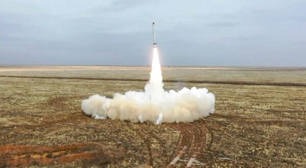 This handout video grab released by the Russian Defence Ministry on February 19, 2022, shows a Russian Iskander-K missile launching during a training launch as part of the Grom-2022 Strategic Deterrence Force exercise at an undefined location in Russia. Russia on February 19 successfully test-fired its latest hypersonic ballistic missiles, cruise missiles, and nuclear-capable ballistic missiles as part of "planned exercises," the Kremlin said, as tensions soar over Ukraine.,Image: 663654981, License: Rights-managed, Restrictions: RESTRICTED TO EDITORIAL USE - MANDATORY CREDIT "AFP PHOTO /Russian Defence Ministry" - NO MARKETING - NO ADVERTISING CAMPAIGNS - DISTRIBUTED AS A SERVICE TO CLIENTS, ***
HANDOUT image or SOCIAL MEDIA IMAGE or FILMSTILL for EDITORIAL USE ONLY! * Please note: Fees charged by Profimedia are for the Profimedia's services only, and do not, nor are they intended to, convey to the user any ownership of Copyright or License in the material. Profimedia does not claim any ownership including but not limited to Copyright or License in the attached material. By publishing this material you (the user) expressly agree to indemnify and to hold Profimedia and its directors, shareholders and employees harmless from any loss, claims, damages, demands, expenses (including legal fees), or any causes of action or allegation against Profimedia arising out of or connected in any way with publication of the material. Profimedia does not claim any copyright or license in the attached materials. Any downloading fees charged by Profimedia are for Profimedia's services only. * Handling Fee Only 
***, Model Release: no, Credit line: Handout / AFP / Profimedia